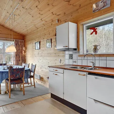 Awesome In With 3 Bedrooms And Wifi Havndal
