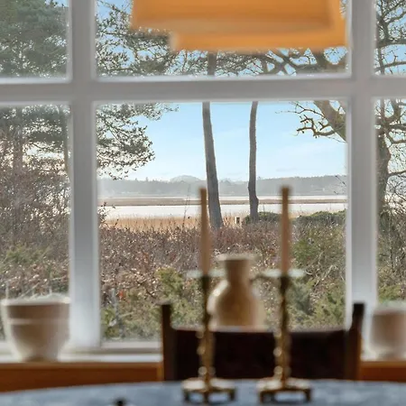 Awesome In With 3 Bedrooms And Wifi Feriehus